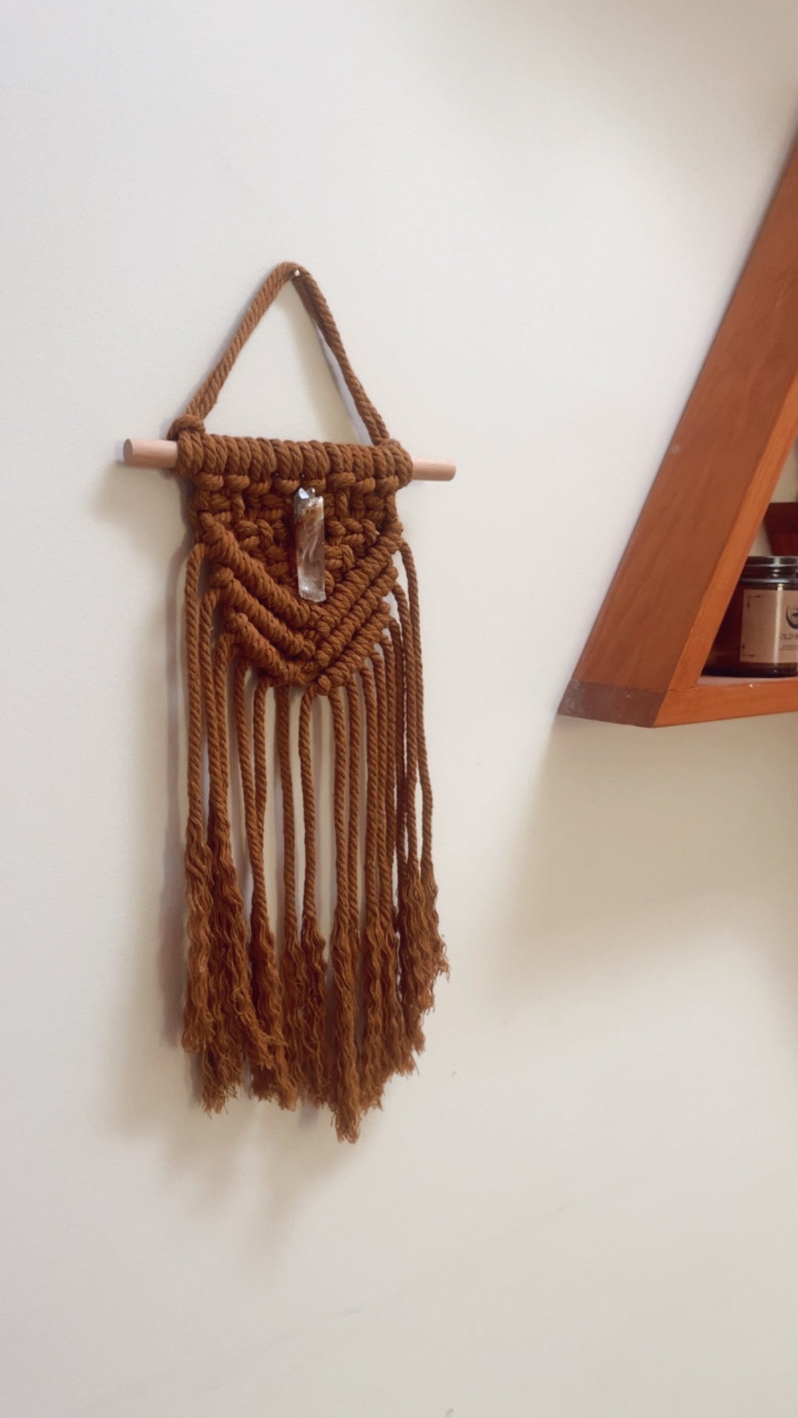 Mini macramé hanger
